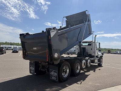 2027 Freightliner 114SD