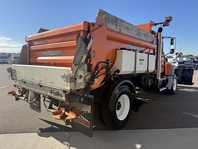 2016 Mack Granite