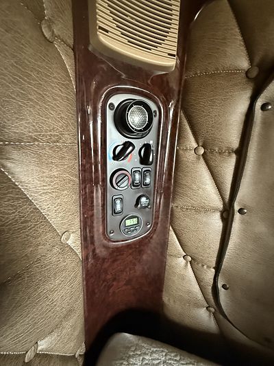 2023 Freightliner 122SD