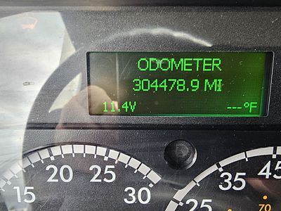 2023 Freightliner M2 106