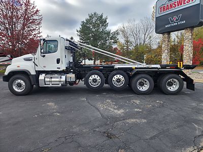2026 Freightliner 114SD