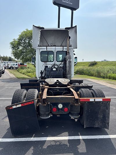 2010 Freightliner CASCADIA