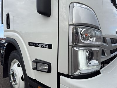 2025 Isuzu NRR GAS