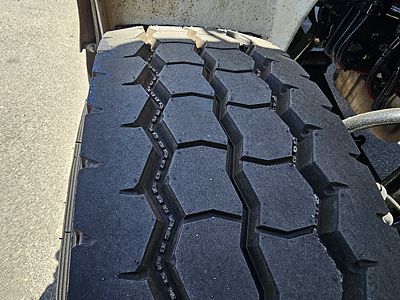 2017 WST 4700SB