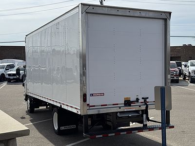 2025 Isuzu NRR GAS