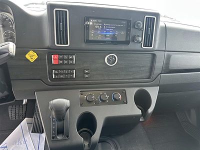 2025 Freightliner M2106