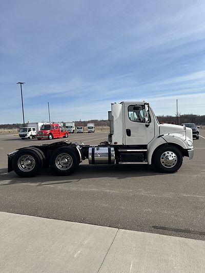 2019 Freightliner M2112