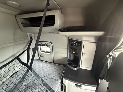 2018 Peterbilt 579