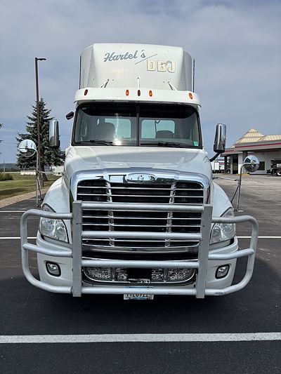 2010 Freightliner CASCADIA