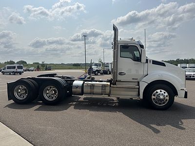 2020 Kenworth T880