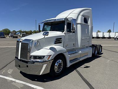 2022 WST 5700XE SLP 