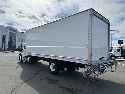2025 Freightliner M2106