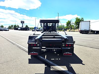 2022 Peterbilt 337