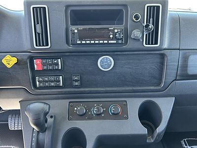 2025 Freightliner M2106