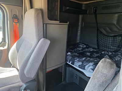 2017 Freightliner CASCADIA