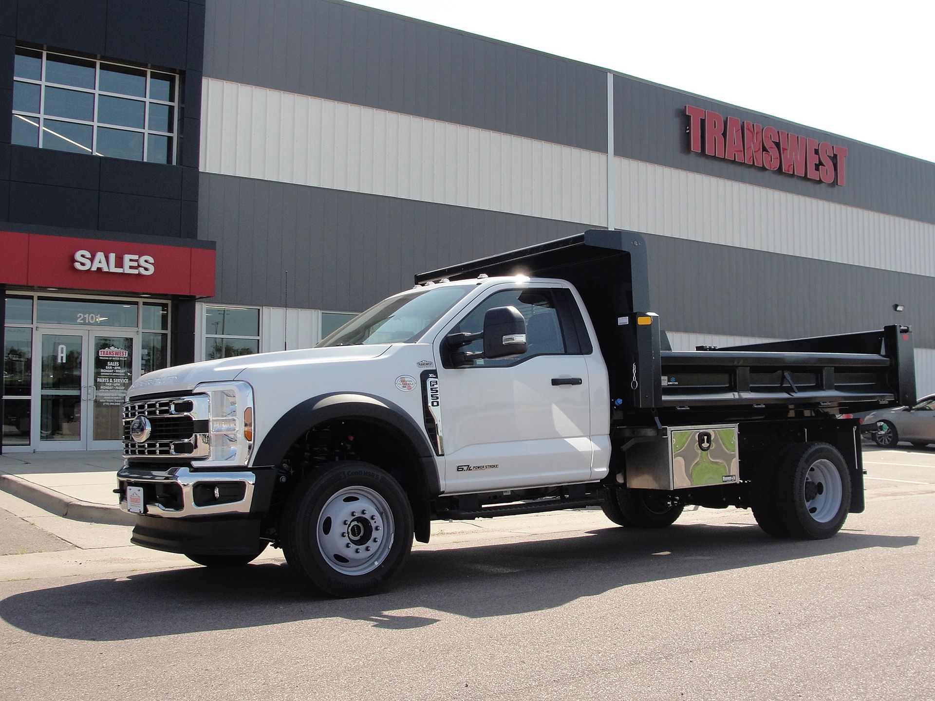 2025 Ford F-550