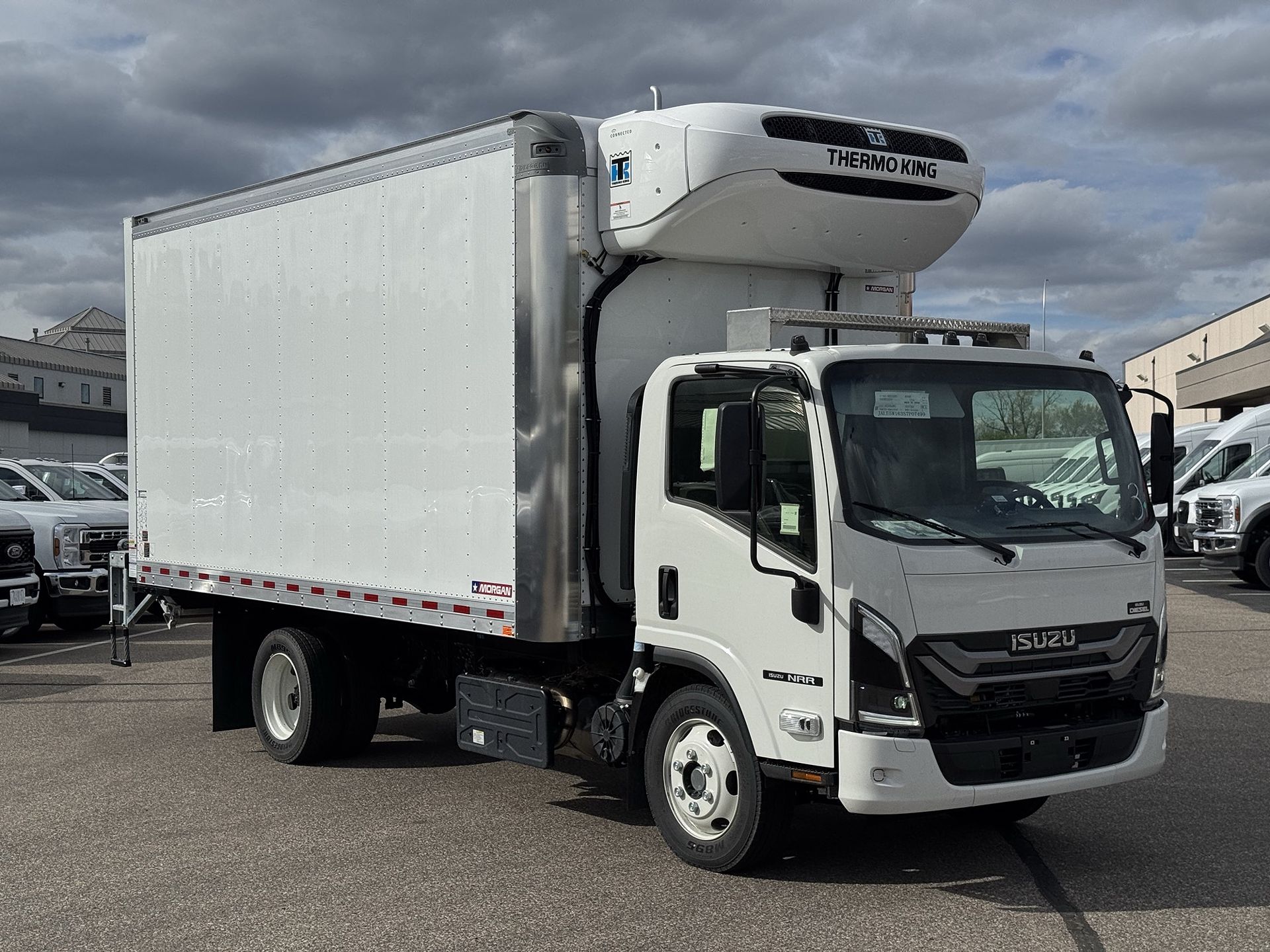 2025 Isuzu NRR