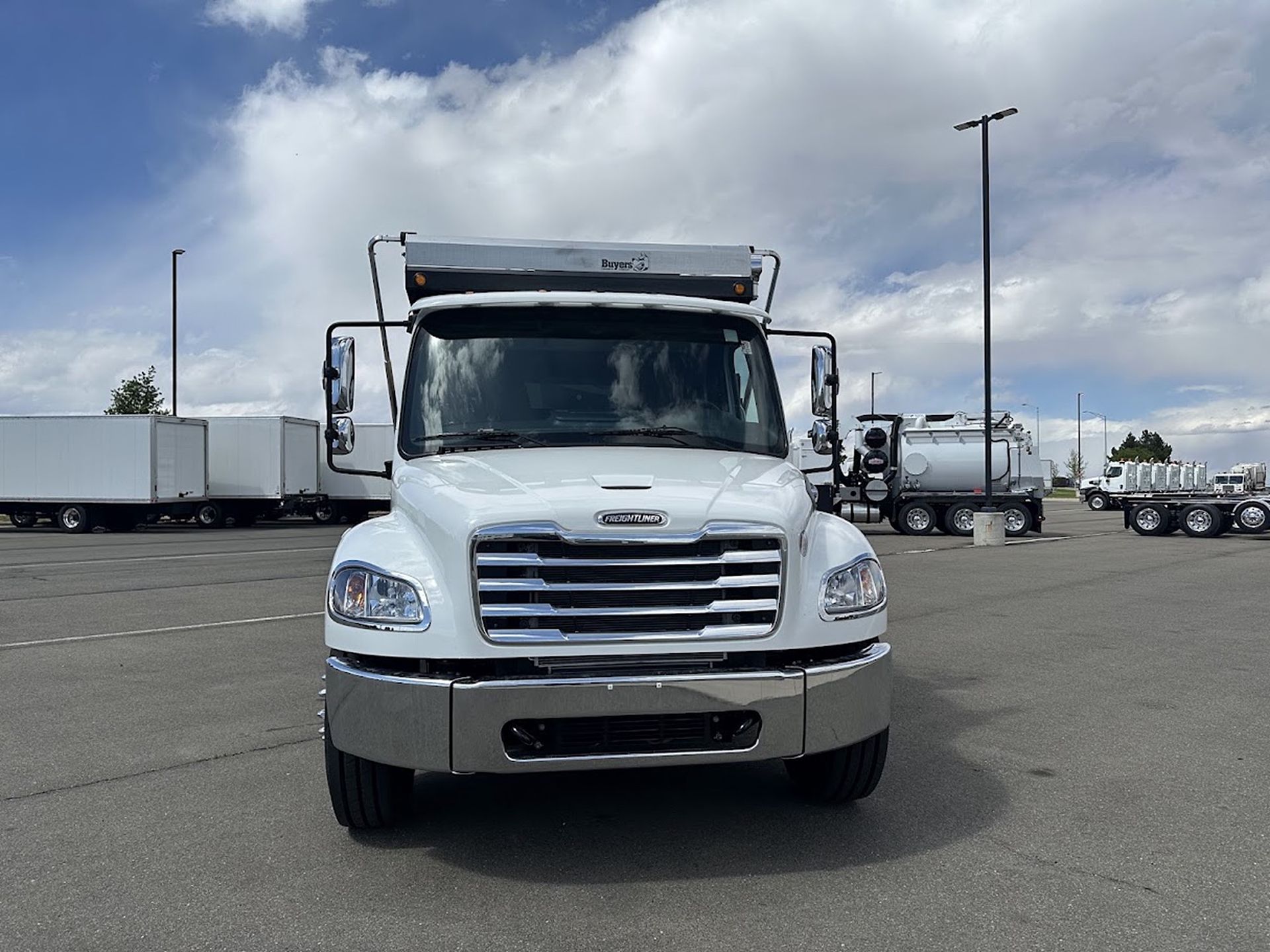 2026 Freightliner M2106