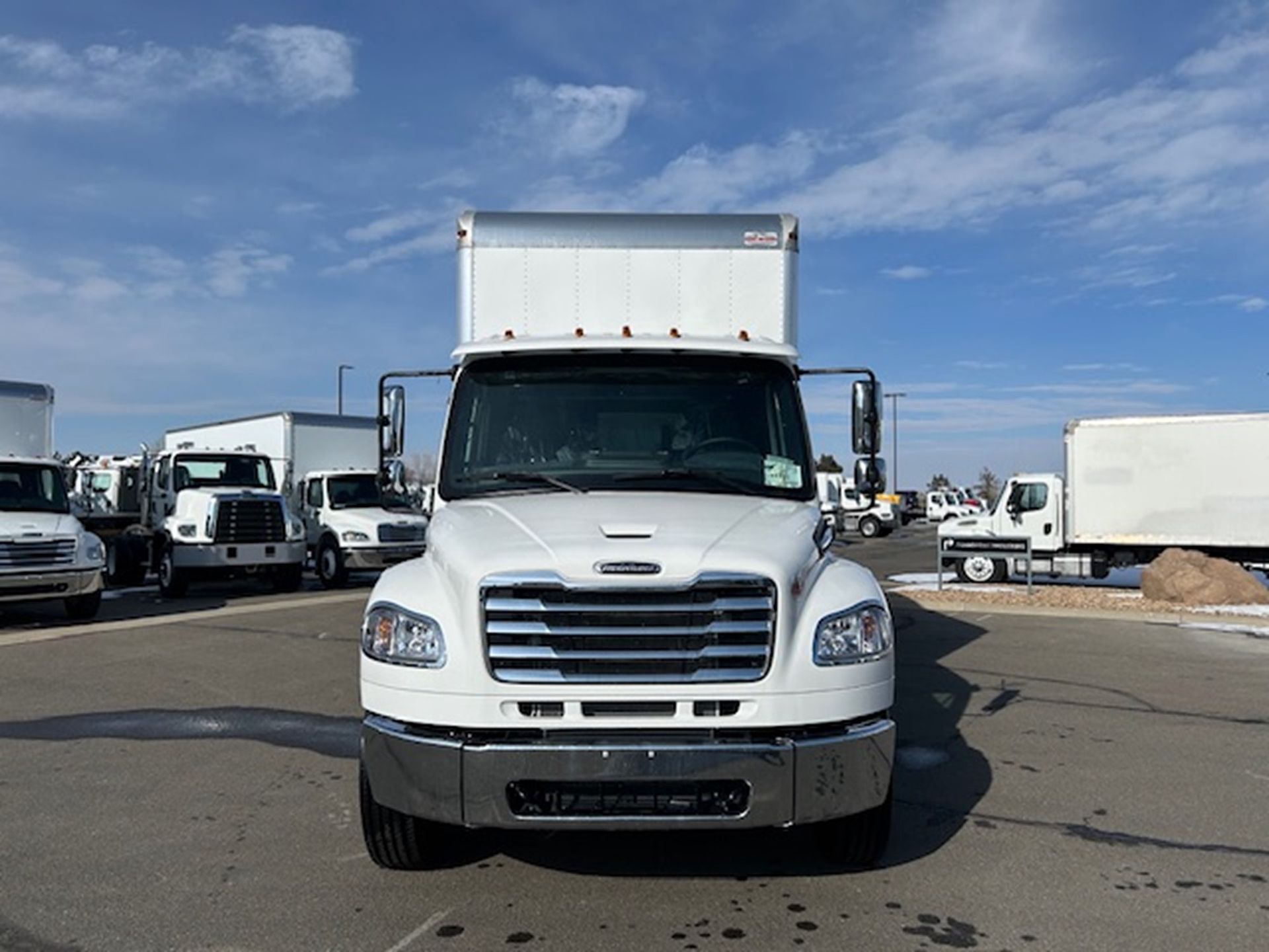 2025 Freightliner M2106