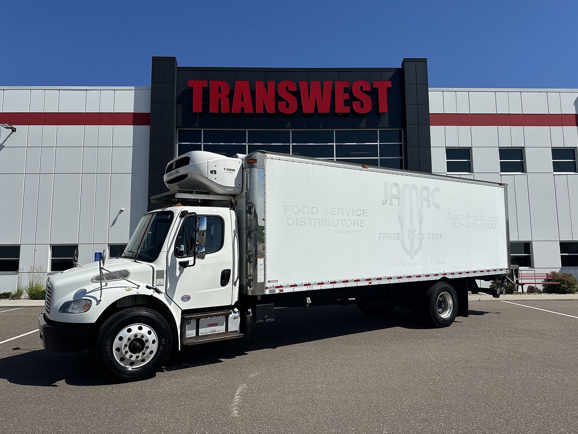 2020 Freightliner M2 106