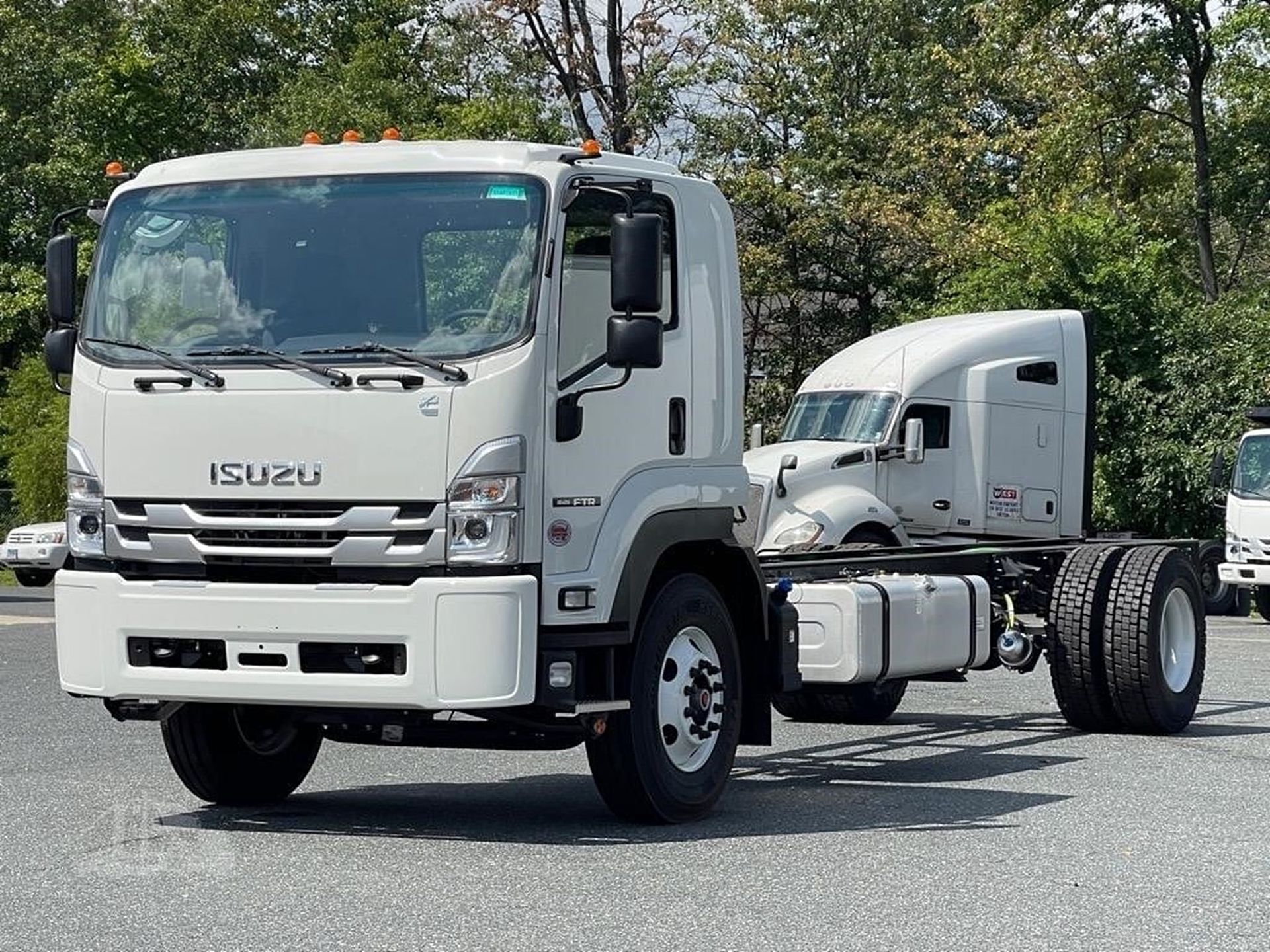 2025 Isuzu FTR