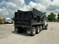 2026 Volvo VHD84B300