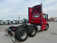 2020 Volvo VNR64300