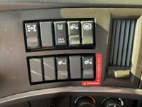 2023 Volvo VNL64T760