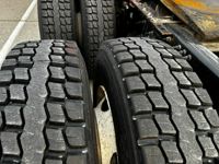 2020 Volvo VNR64T300