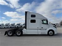 2022 Volvo VNL64T860