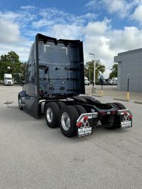 2026 Volvo VNL64T860