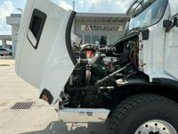 2026 Volvo VHD84B300