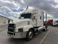 2021 Mack AN64T M742