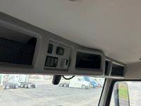 2022 Volvo VNR64T300