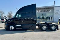 2025 Volvo VNL64T860