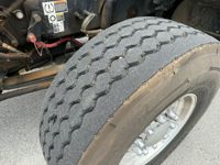2025 Kenworth T880