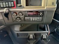 2023 Volvo VNL64T760