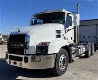 2025 Mack AN64T M742