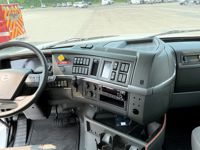 2026 Volvo VHD84B300