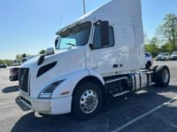2020 Volvo VNM42T