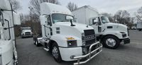 2022 Mack AN64T M742