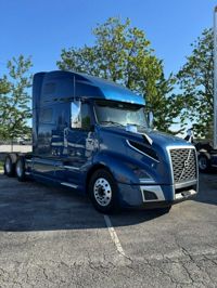 2023 Volvo VNL64T760