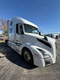 2024 Volvo VNL64T860