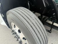 2023 Volvo VNL64T760