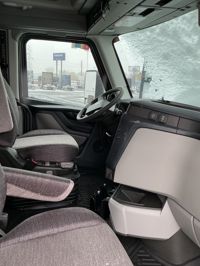 2026 Volvo VNL64T860