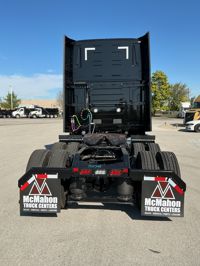 2026 Volvo VNL64T860