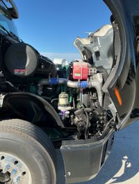 2026 Volvo VNL84T300