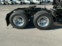 2026 Volvo VNL64T860