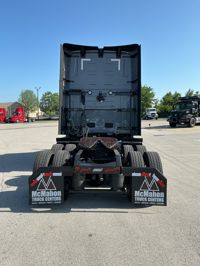 2026 Volvo VNL64T860