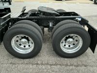 2026 Volvo VNL64T860